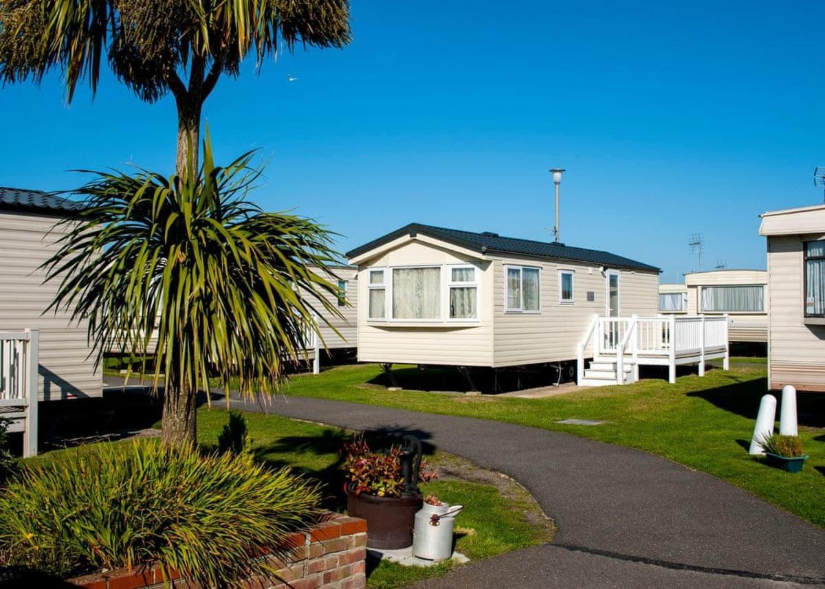 Eastern Beach Caravan Park Кейстер-он-Си Экстерьер фото